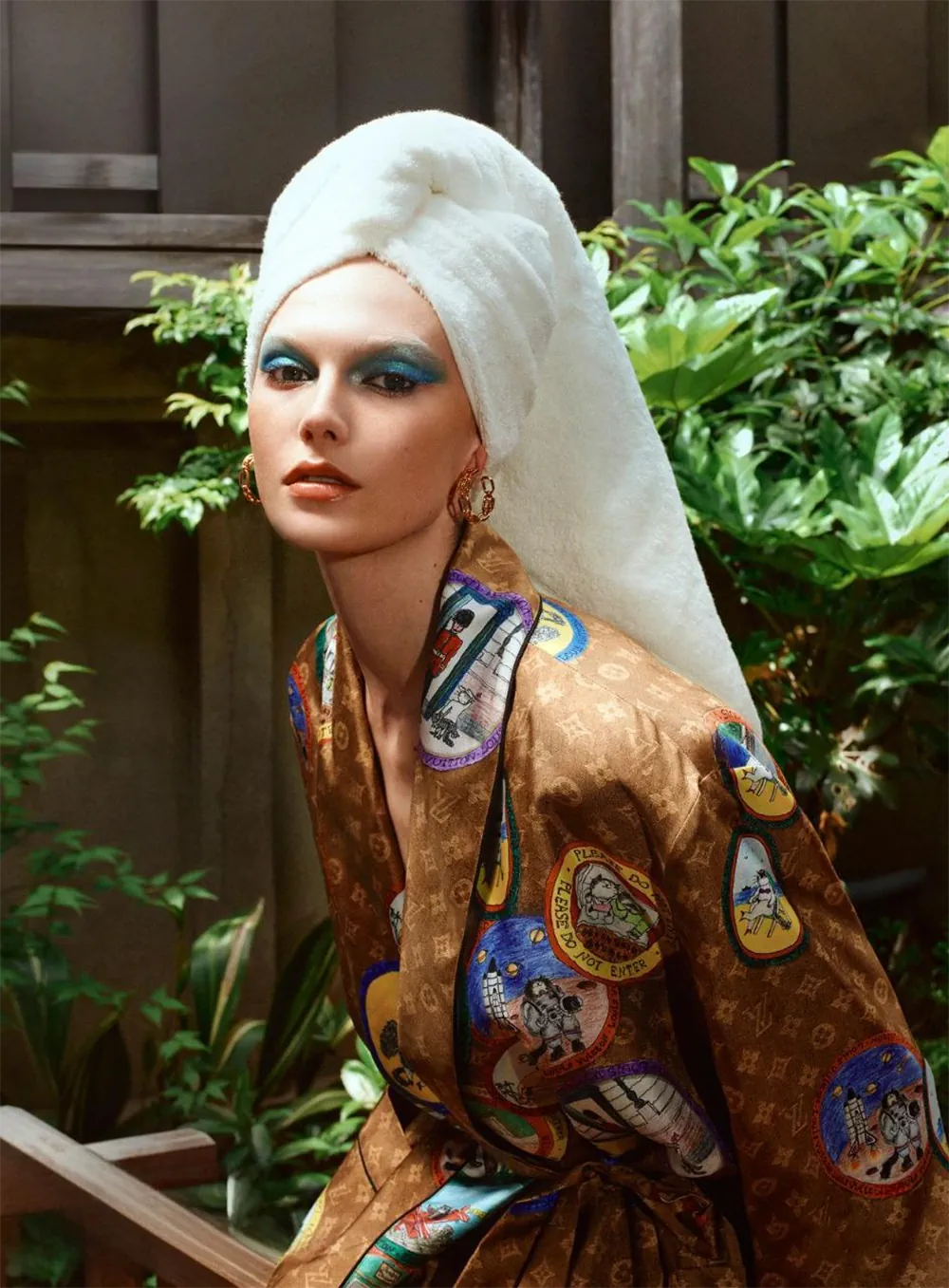 Vogue Nhật Bản 08/2025: Alex Consani mặc Louis Vuitton, chụp bởi Hyea W. Kang Vogue Nhật Bản 08/2025: Alex Consani mặc Louis Vuitton, chụp bởi Hyea W. Kang