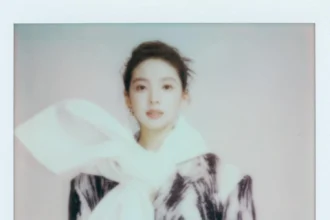 Chương Nhược Nam là đại sứ thương hiệu của Givenchy tại Trung Quốc