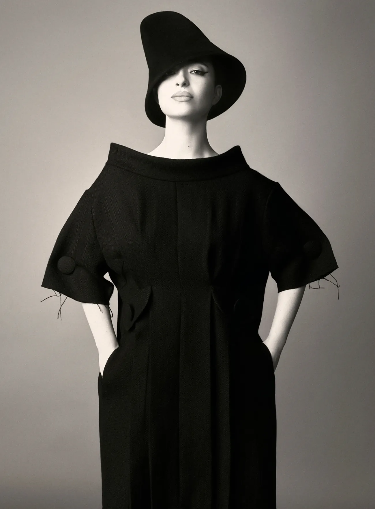 Vogue Italia 09/2025: Mikey Madison chụp bởi Steven Meisel Vogue Italia 09/2025: Mikey Madison chụp bởi Steven Meisel