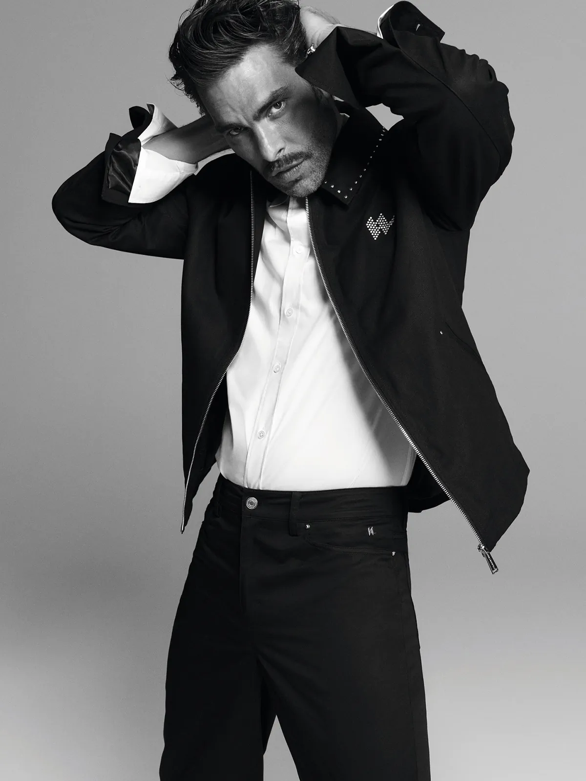 Paris Hilton đầy quyền lực trong chiến dịch quảng cáo Karl Lagerfeld Thu/Đông 2025