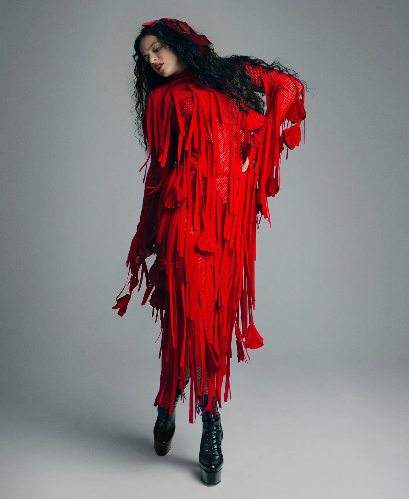 Elle US 09/2025: Rosalía chụp bởi Inez & Vinoodh Elle US 09/2025: Rosalía chụp bởi Inez & Vinoodh