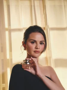 Selena Gomez ra mắt mùi hương đầu tiên Rare Eau de Parfum