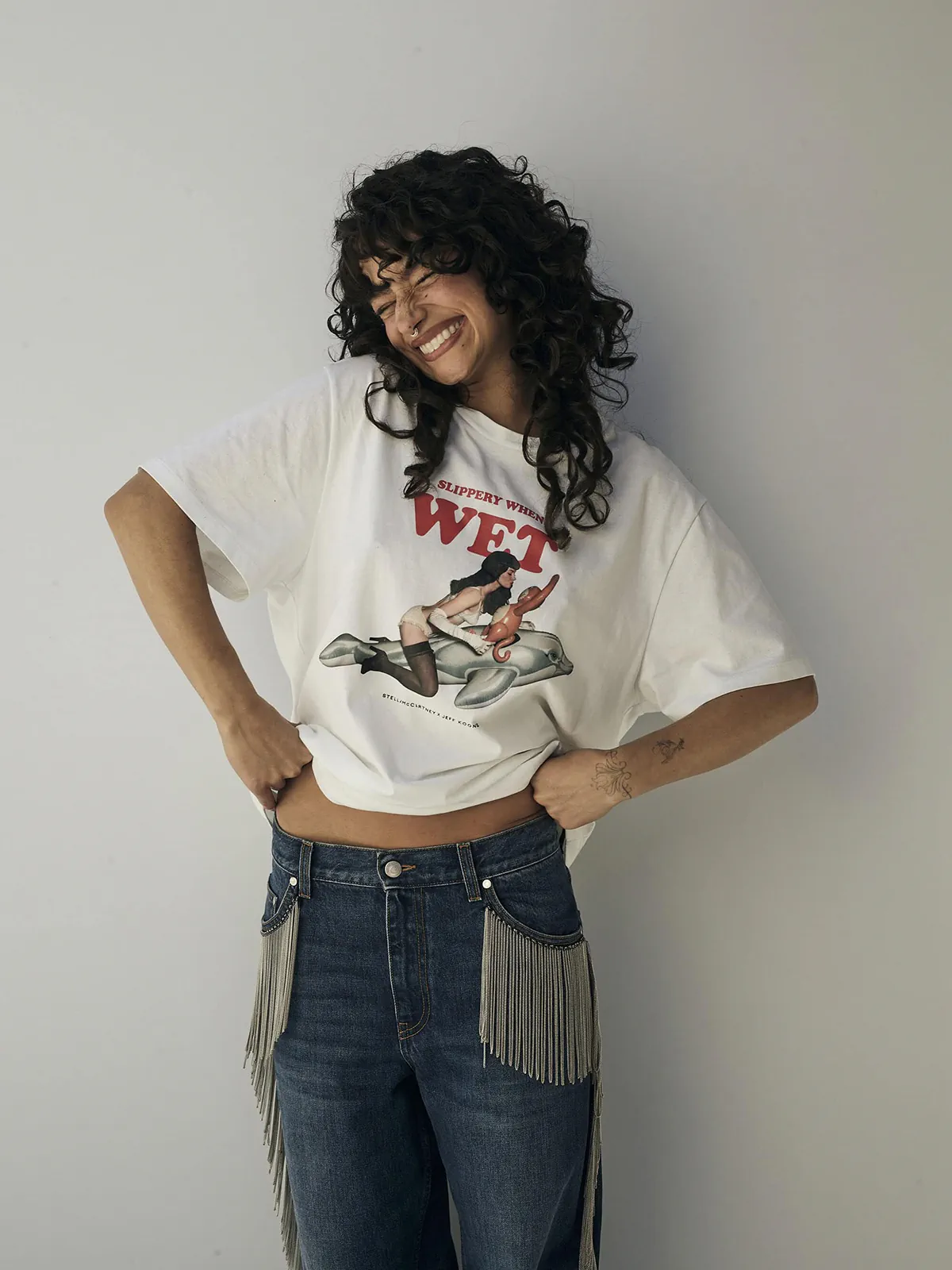 Stella McCartney và Jeff Koons kỷ niệm tình bạn bằng một chiếc áo t-shirt phiên bản giới hạn Stella McCartney và Jeff Koons kỷ niệm tình bạn bằng một chiếc áo t-shirt phiên bản giới hạn