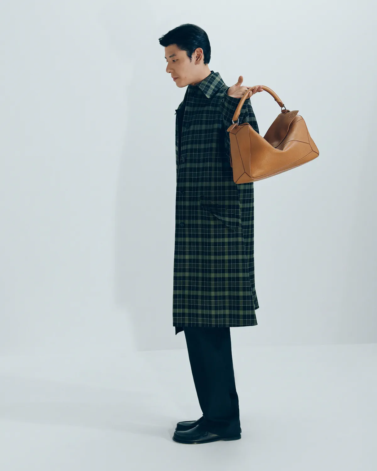 Tưởng Kỳ Minh là đại sứ thương hiệu mới của Loewe Tưởng Kỳ Minh là đại sứ thương hiệu mới của Loewe