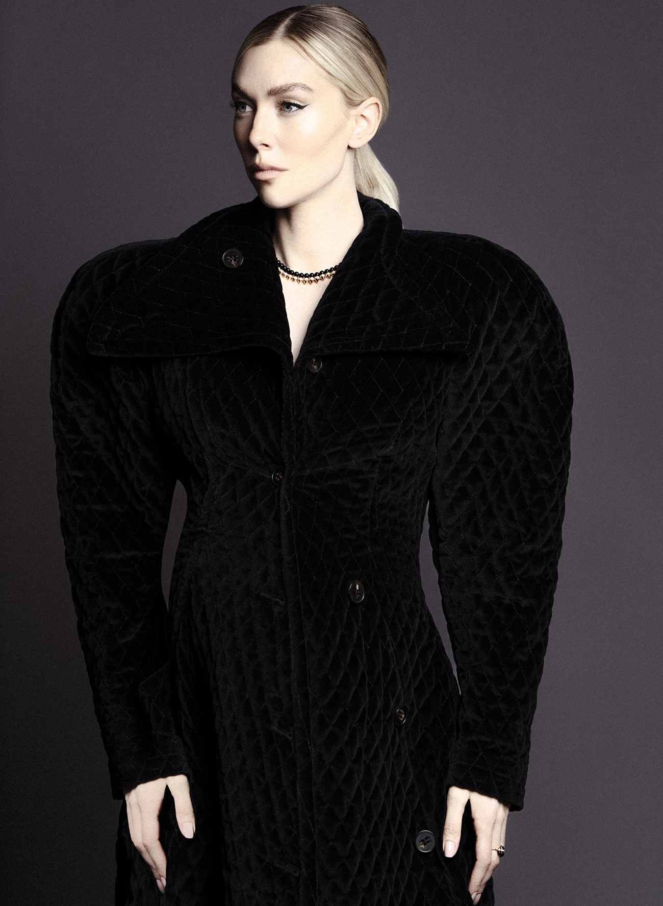 Harper’s Bazaar Mexico & Latin America 08/2025: Vanessa Kirby chụp bởi Juankr Harper’s Bazaar Mexico & Latin America 08/2025: Vanessa Kirby chụp bởi Juankr