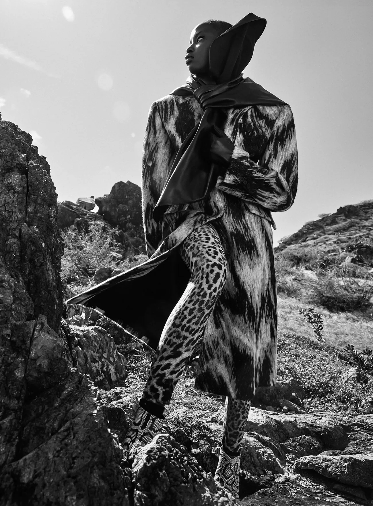 Vogue Pháp 08/2025: Anok Yai chụp bởi Mario Sorrenti Vogue Pháp 08/2025: Anok Yai chụp bởi Mario Sorrenti