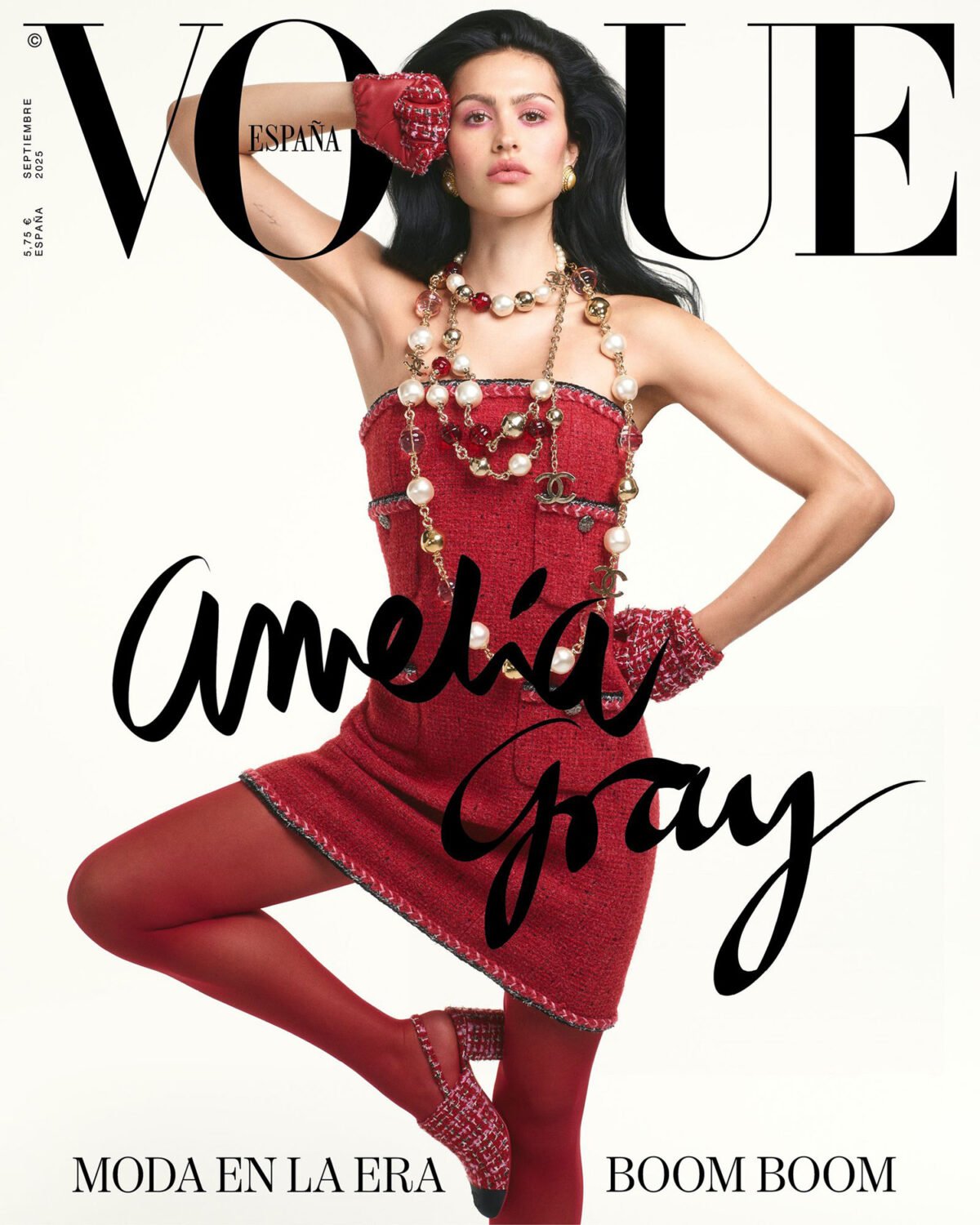 Vogue Tây Ban Nha 09/2025: Amelia Gray chụp bởi Sean & Seng