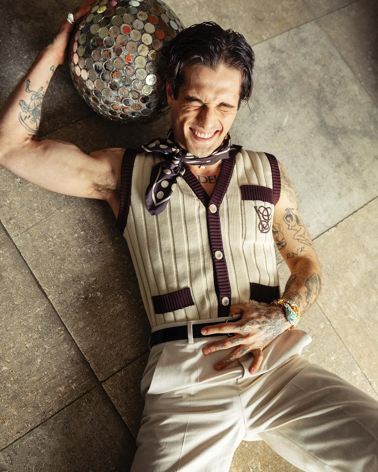 Flaunt Magazine Issue 199: Damiano David chụp bởi Doug Inglish Flaunt Magazine Issue 199: Damiano David chụp bởi Doug Inglish