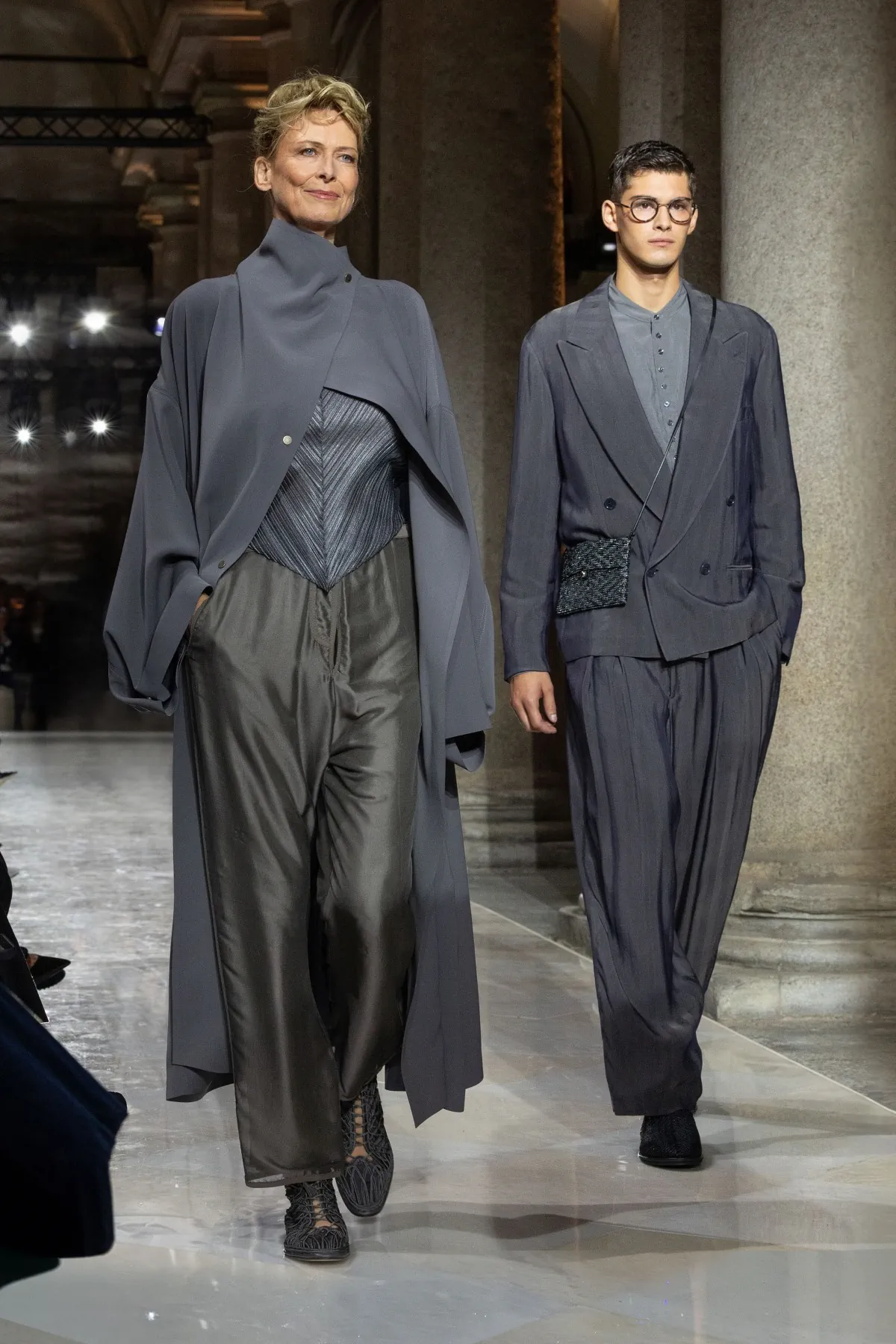 Giorgio Armani Xuân/Hè 2026: Lời tiễn biệt đầy xúc cảm Giorgio Armani Xuân/Hè 2026: Lời tiễn biệt đầy xúc cảm