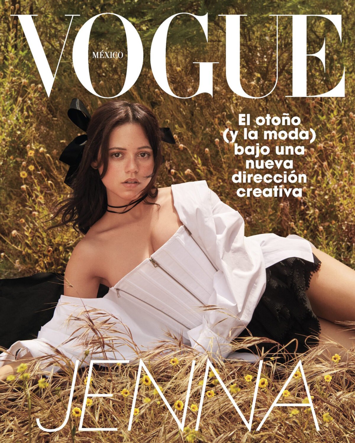 Vogue Mexico & Mỹ Latin 09/2025: Jenna Ortega chụp bởi Paola Kudacki