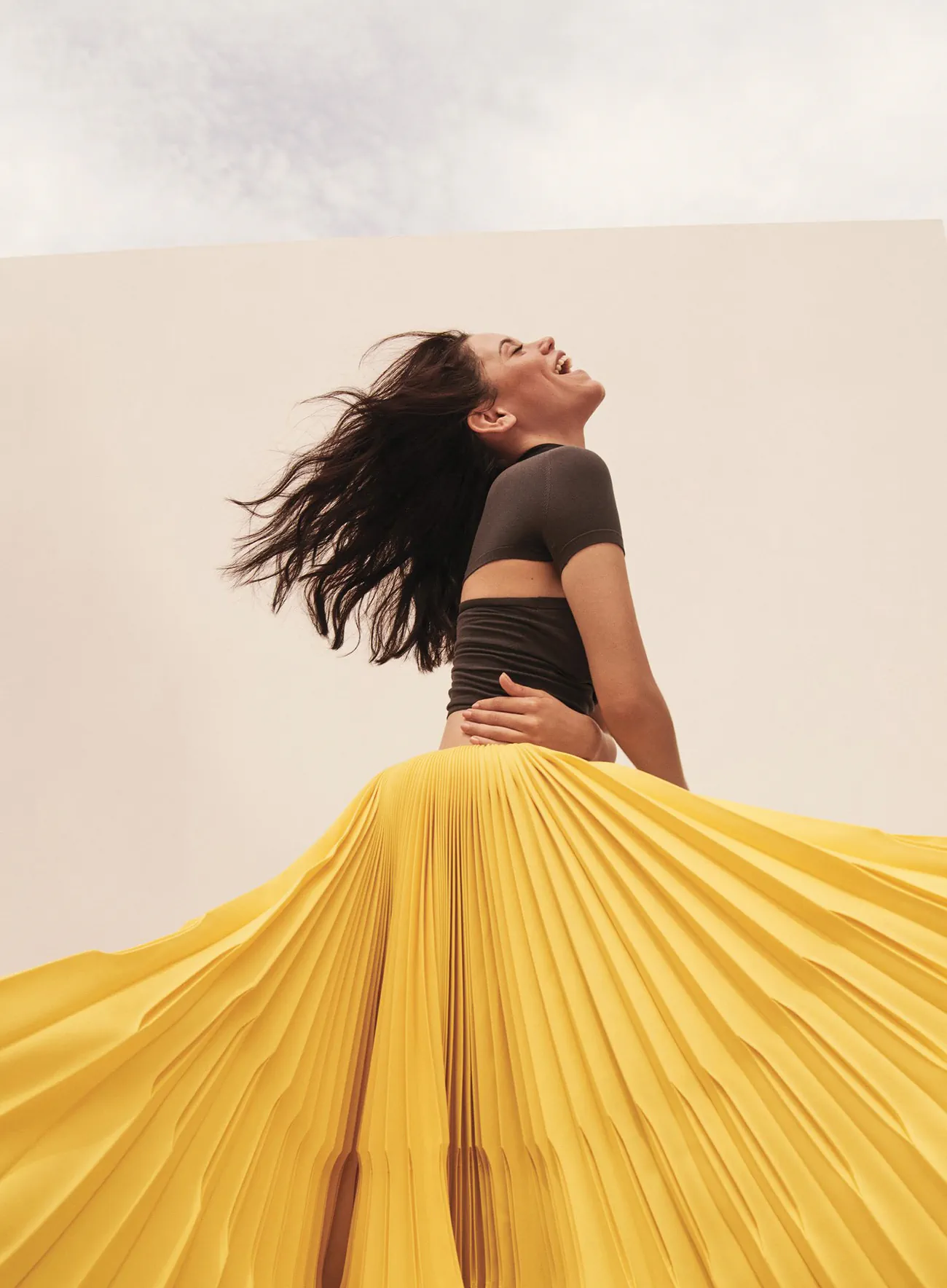 Vogue Mexico & Mỹ Latin 09/2025: Jenna Ortega chụp bởi Paola Kudacki Vogue Mexico & Mỹ Latin 09/2025: Jenna Ortega chụp bởi Paola Kudacki