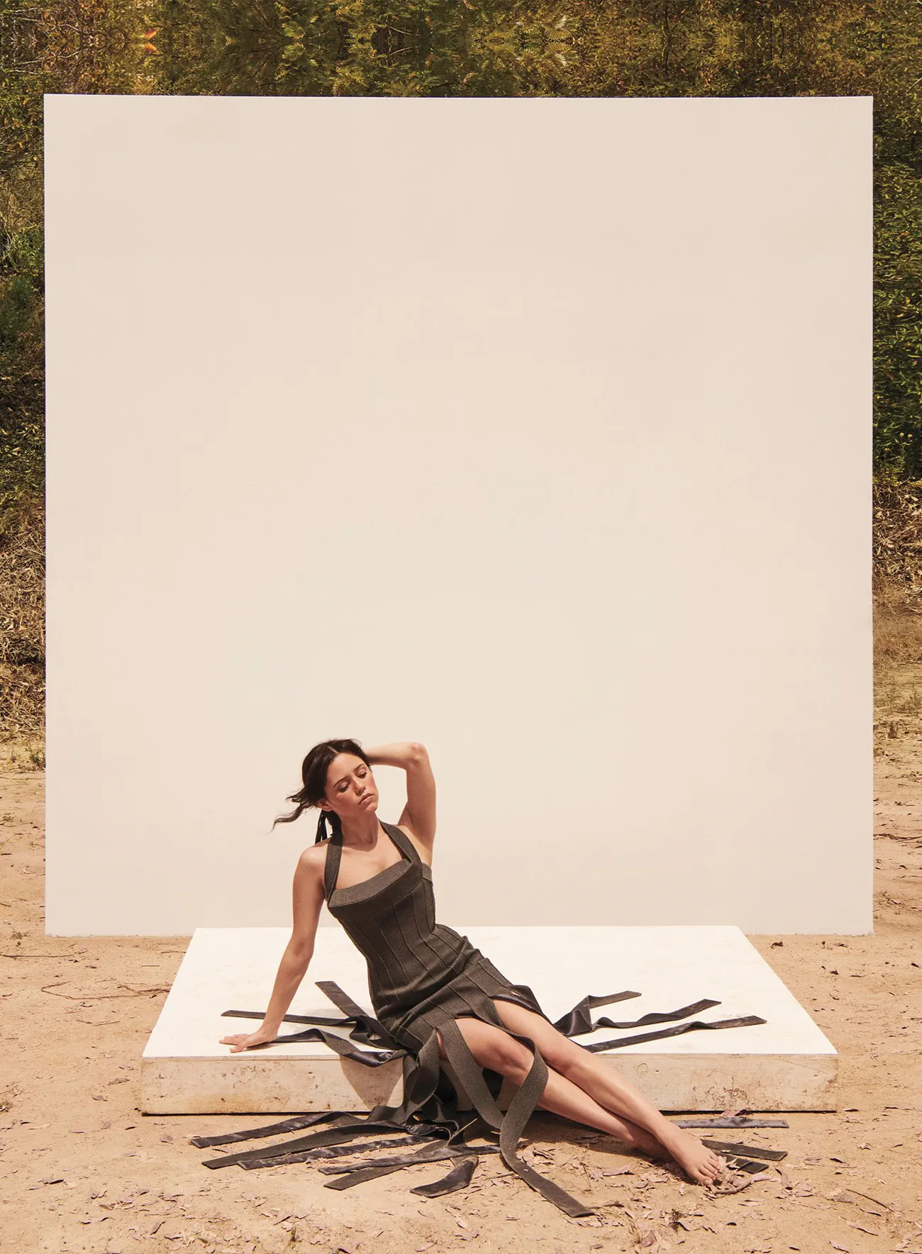 Vogue Mexico & Mỹ Latin 09/2025: Jenna Ortega chụp bởi Paola Kudacki Vogue Mexico & Mỹ Latin 09/2025: Jenna Ortega chụp bởi Paola Kudacki