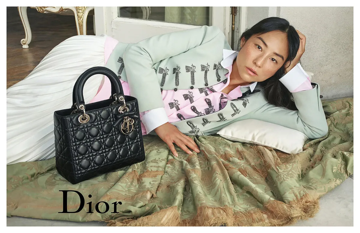 Jonathan Anderson khởi động kỷ nguyên mới với chiến dịch quảng cáo dòng túi Lady Dior Jonathan Anderson khởi động kỷ nguyên mới với chiến dịch quảng cáo dòng túi Lady Dior