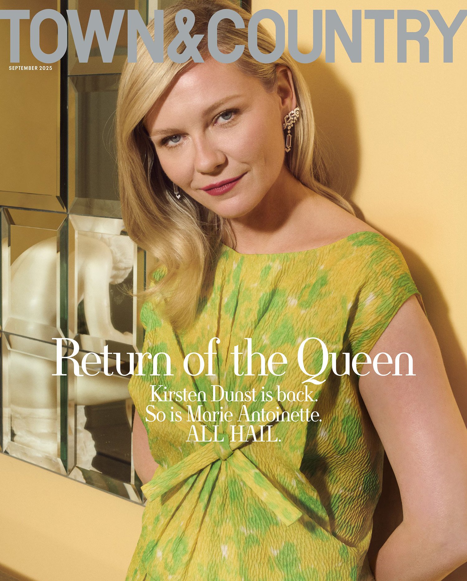 Town & Country 09/2025: Kirsten Dunst chụp bởi Tina Tyrell Town & Country 09/2025: Kirsten Dunst chụp bởi Tina Tyrell