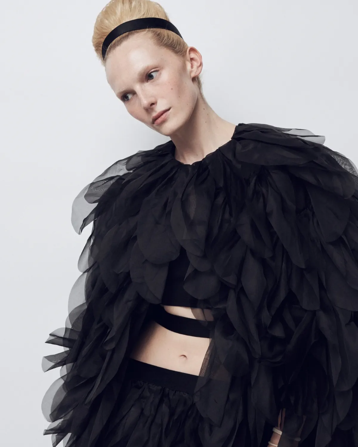Max Mara Xuân/Hè 2026: Nàng thơ Rococo khoác lên mình tinh thần hiện đại Max Mara Xuân/Hè 2026: Nàng thơ Rococo khoác lên mình tinh thần hiện đại