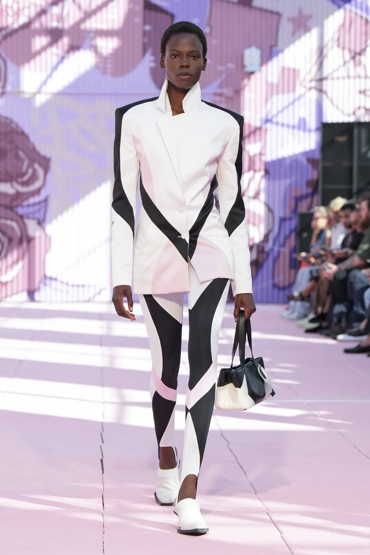 Off-White Xuân/Hè 2026