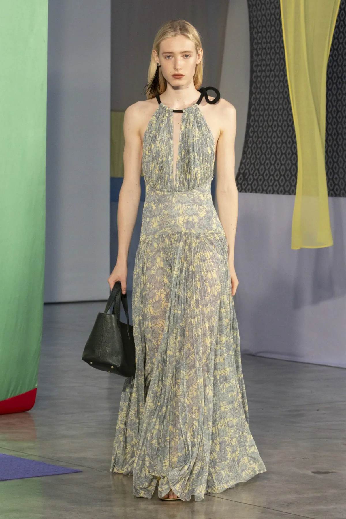 Rachel Scott thổi làn gió mới vào Proenza Schouler Xuân/Hè 2026