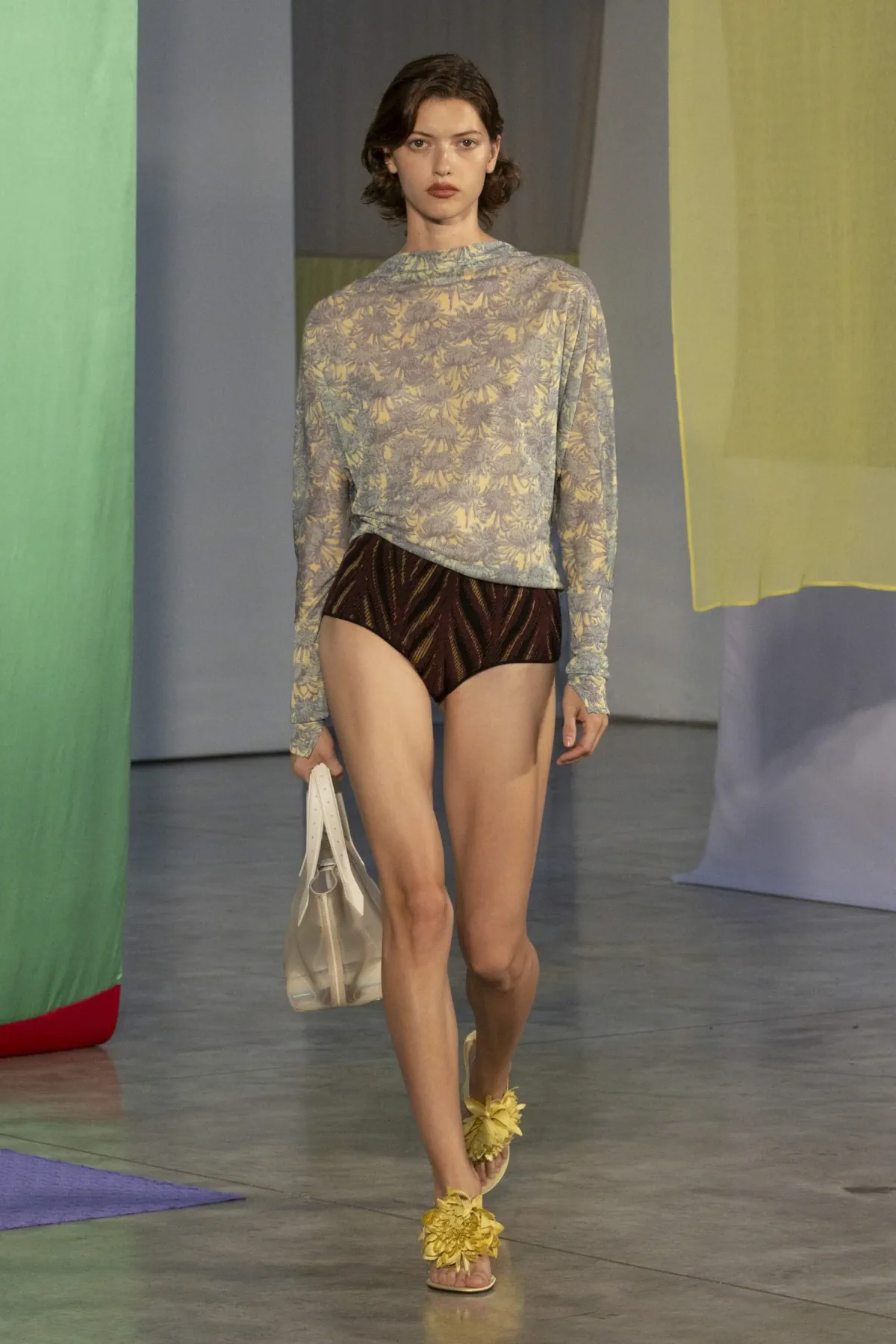 Rachel Scott thổi làn gió mới vào Proenza Schouler Xuân/Hè 2026