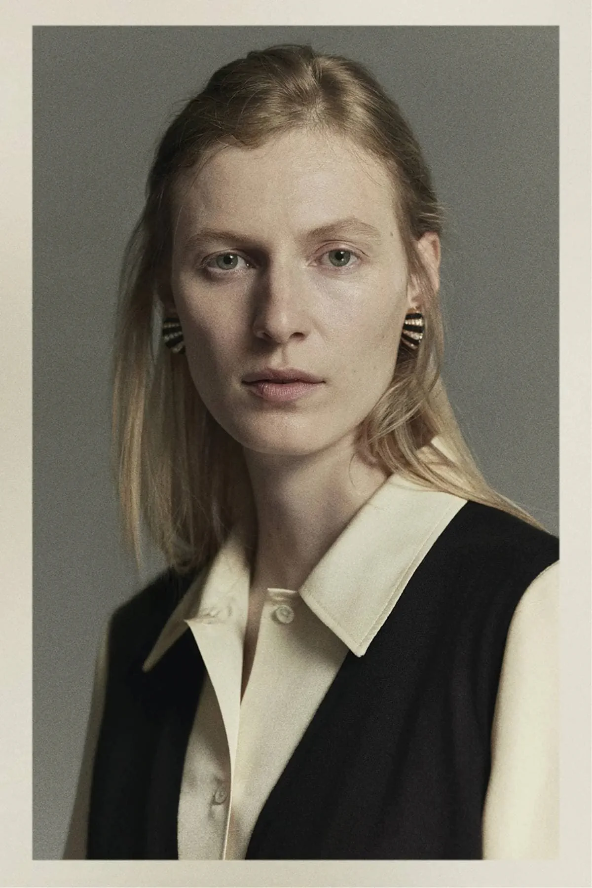 The Row Xuân/Hè 2026: Vẻ đẹp sang trọng từ điều thân thuộc