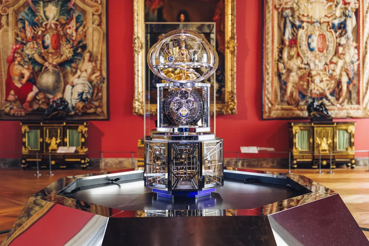 Triển lãm đồng hồ tại bảo tàng Louvre trưng bày tuyệt tác của Vacheron Constantin