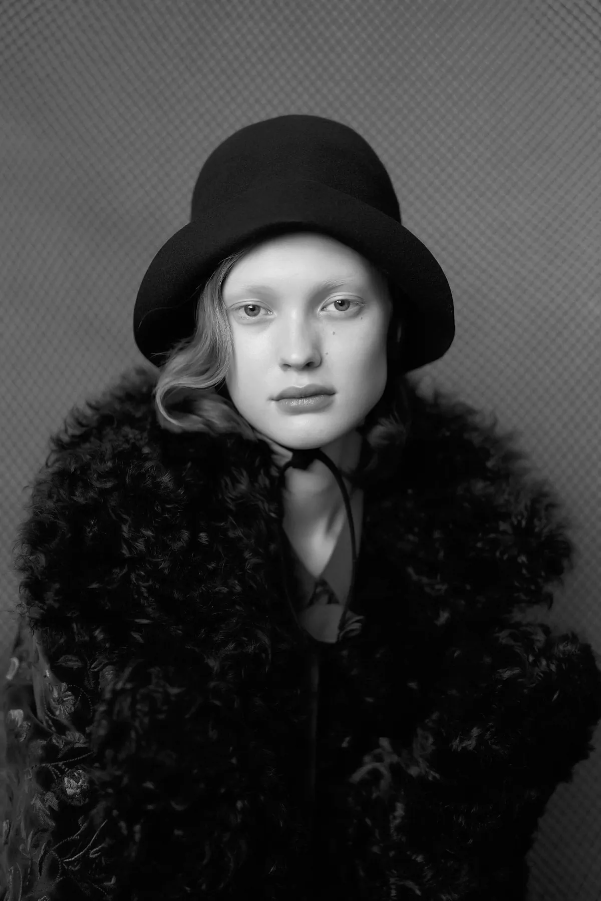 Numéro 09/2025: Victoria Wirs chụp bởi Thomas Hauser