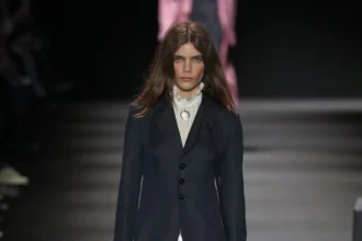 Cuộc nổi loạn lãng mạn của Ann Demeulemeester Xuân/Hè 2026