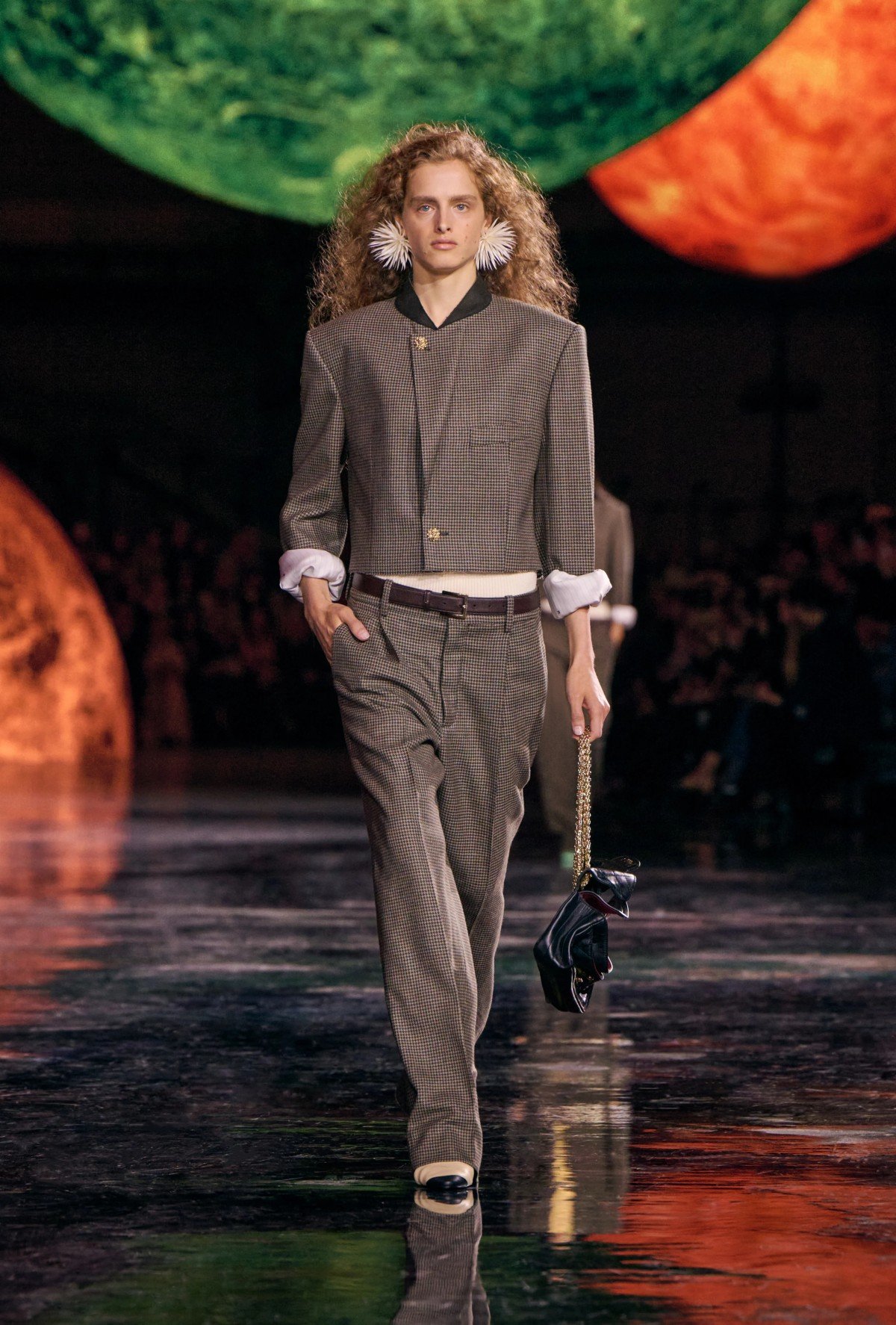 Chanel Xuân/Hè 2026: Matthieu Blazy mở ra chương mới cho di sản Chanel Chanel Xuân/Hè 2026: Matthieu Blazy mở ra chương mới cho di sản Chanel