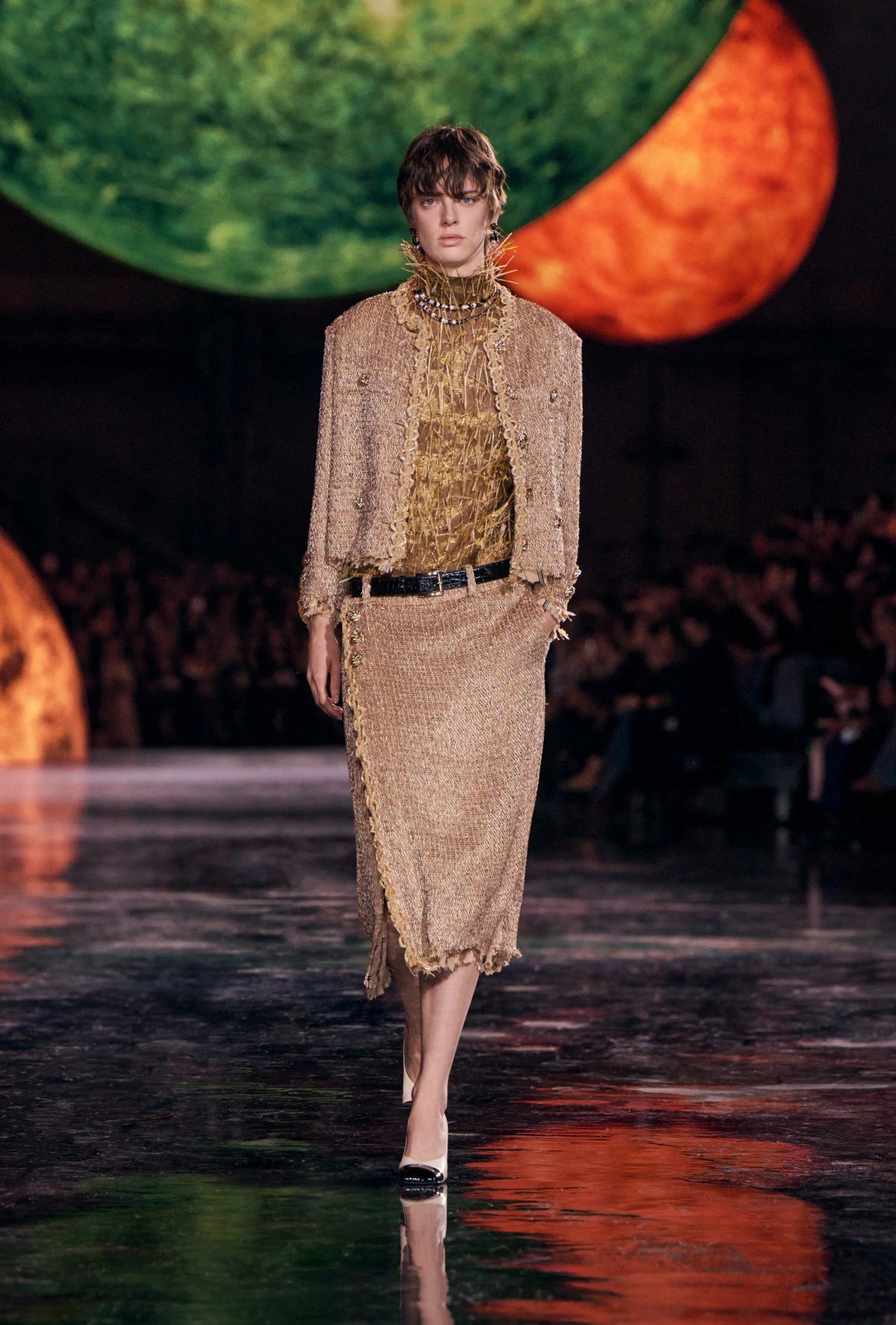 Chanel Xuân/Hè 2026: Matthieu Blazy mở ra chương mới cho di sản Chanel Chanel Xuân/Hè 2026: Matthieu Blazy mở ra chương mới cho di sản Chanel