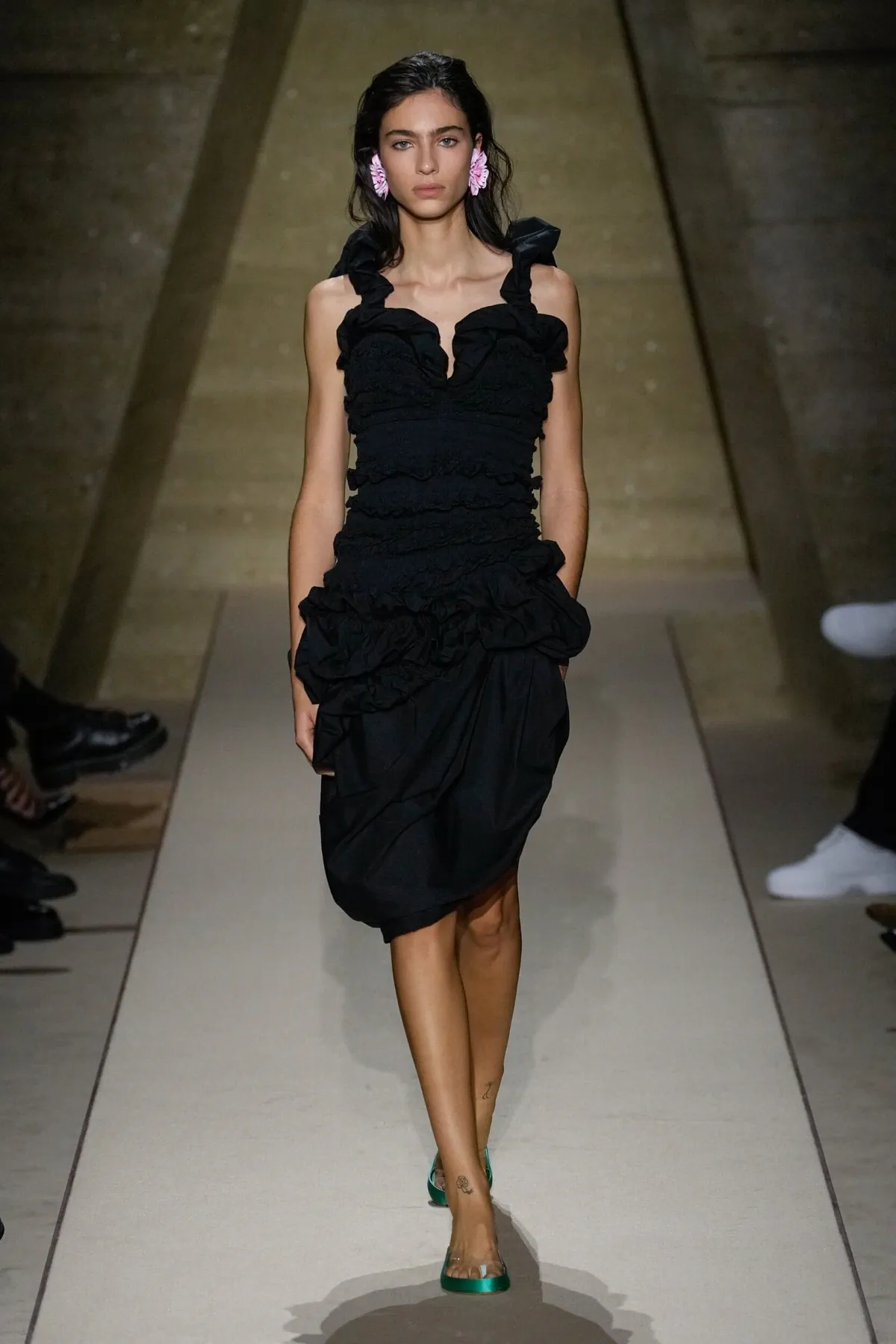 Chloé Xuân/Hè 2026: Hành trình tìm lại bản sắc couture Chloé Xuân/Hè 2026: Hành trình tìm lại bản sắc couture