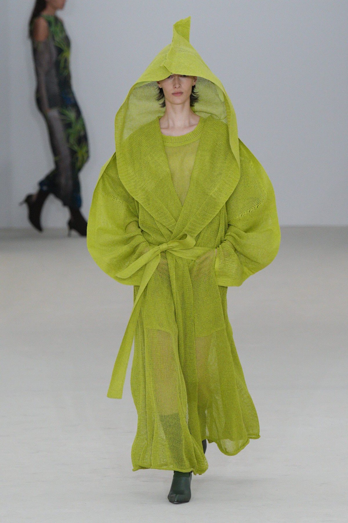 Issey Miyake Xuân/Hè 2026: Sẽ ra sao nếu quần áo cũng có cảm xúc riêng? Issey Miyake Xuân/Hè 2026: Sẽ ra sao nếu quần áo cũng có cảm xúc riêng?