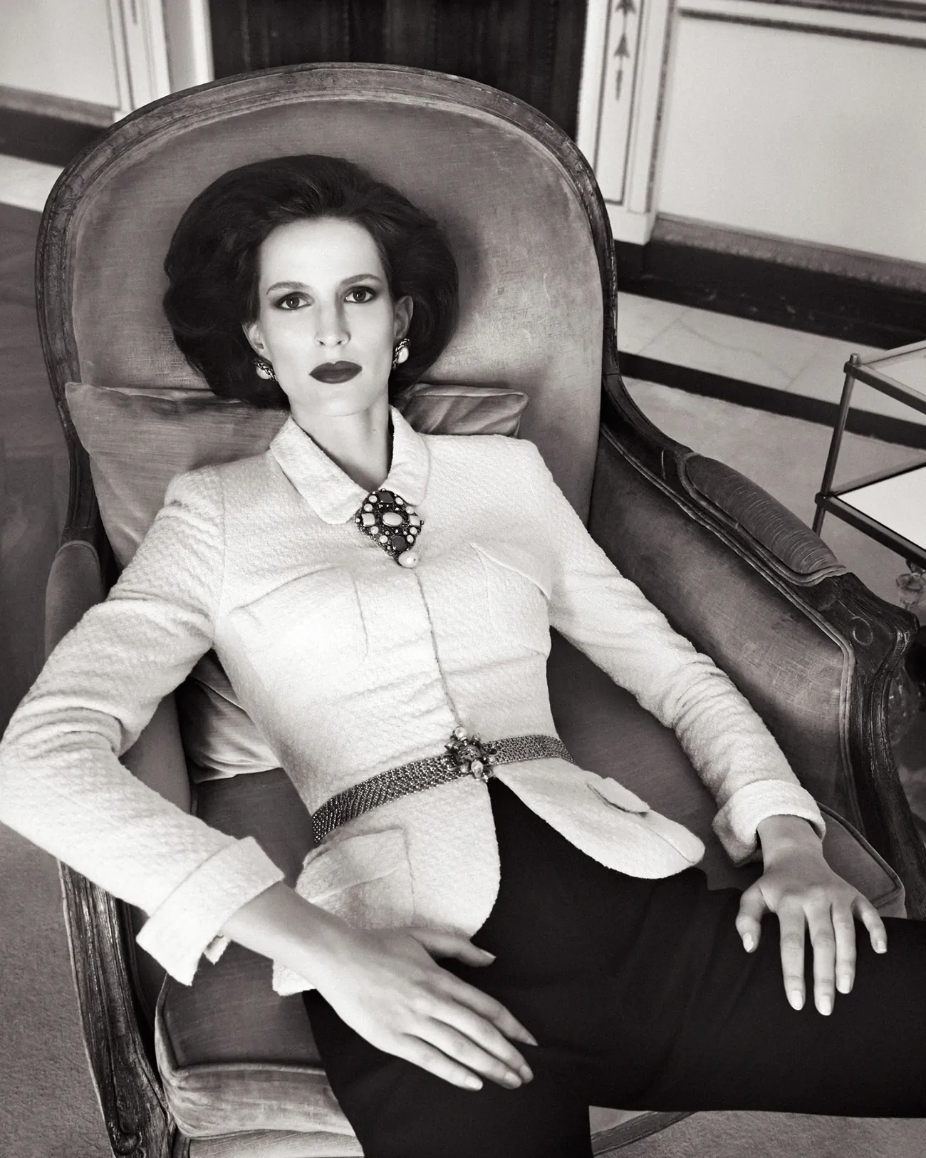 Vogue Pháp 09/2025: Jeanne Cadieu mặc Chanel, chụp bởi Steven Meisel