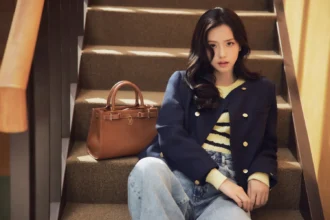 Jisoo (Blackpink) đồng hành cùng chiến dịch quảng cáo Tommy Hilfiger Holiday 2025
