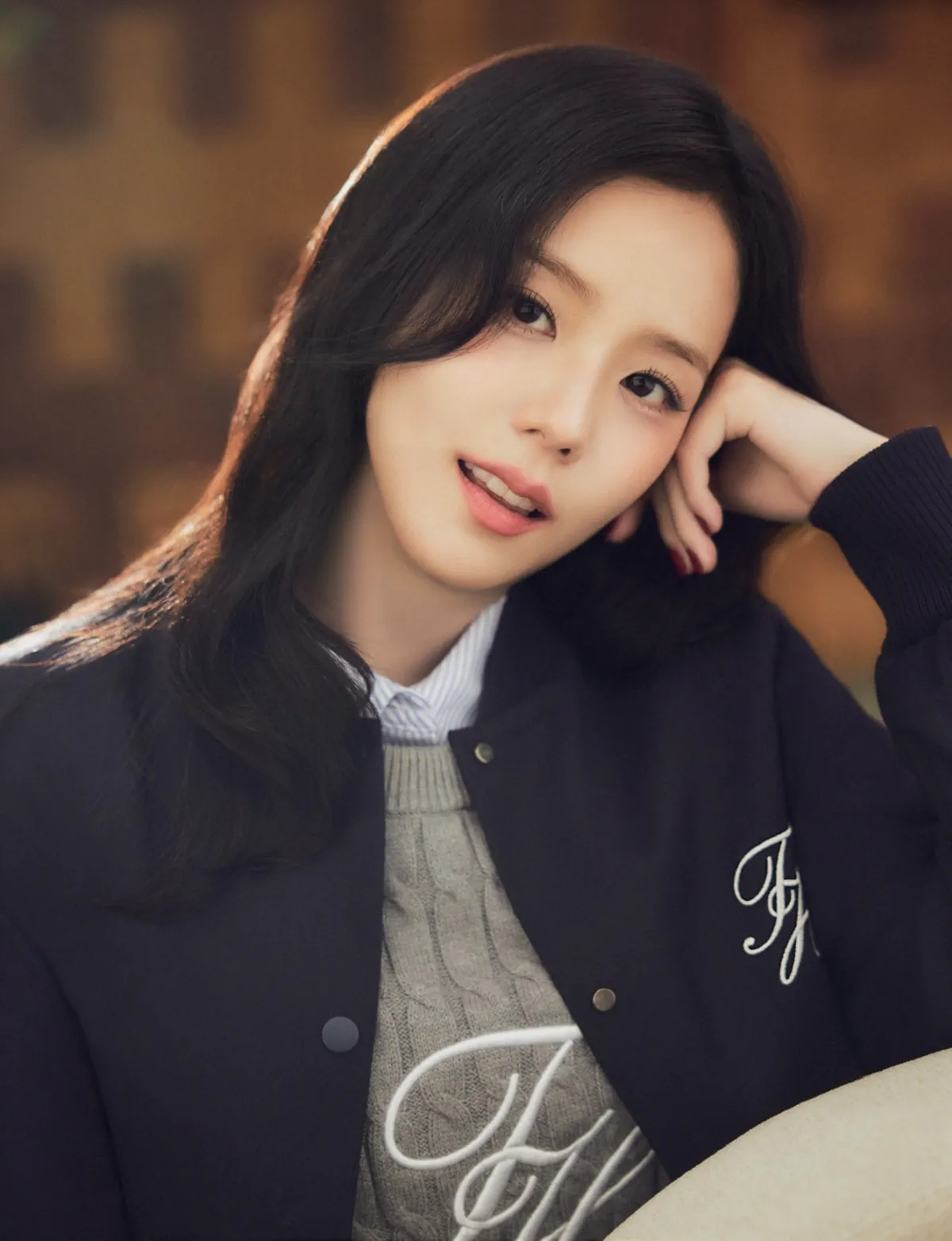 Jisoo (Blackpink) đồng hành cùng chiến dịch quảng cáo Tommy Hilfiger Holiday 2025 Jisoo (Blackpink) đồng hành cùng chiến dịch quảng cáo Tommy Hilfiger Holiday 2025