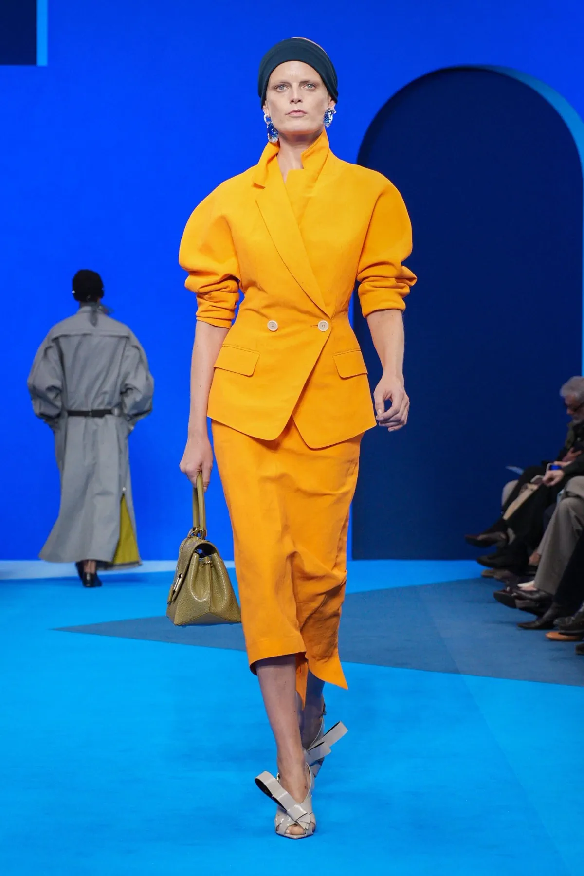 Lanvin Xuân/Hè 2026: Âm hưởng Art Deco giữa lòng Paris Lanvin Xuân/Hè 2026: Âm hưởng Art Deco giữa lòng Paris