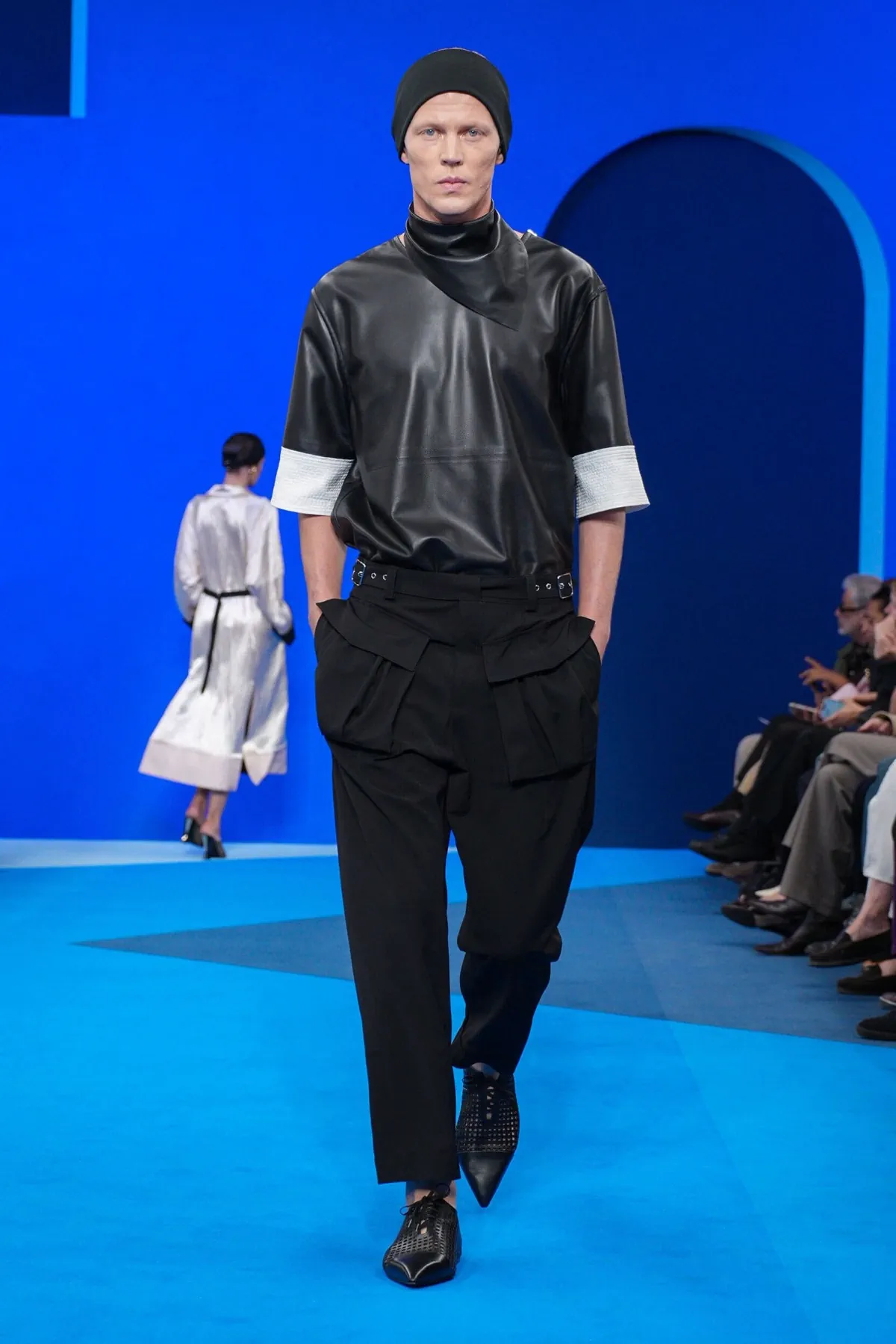 Lanvin Xuân/Hè 2026: Âm hưởng Art Deco giữa lòng Paris Lanvin Xuân/Hè 2026: Âm hưởng Art Deco giữa lòng Paris