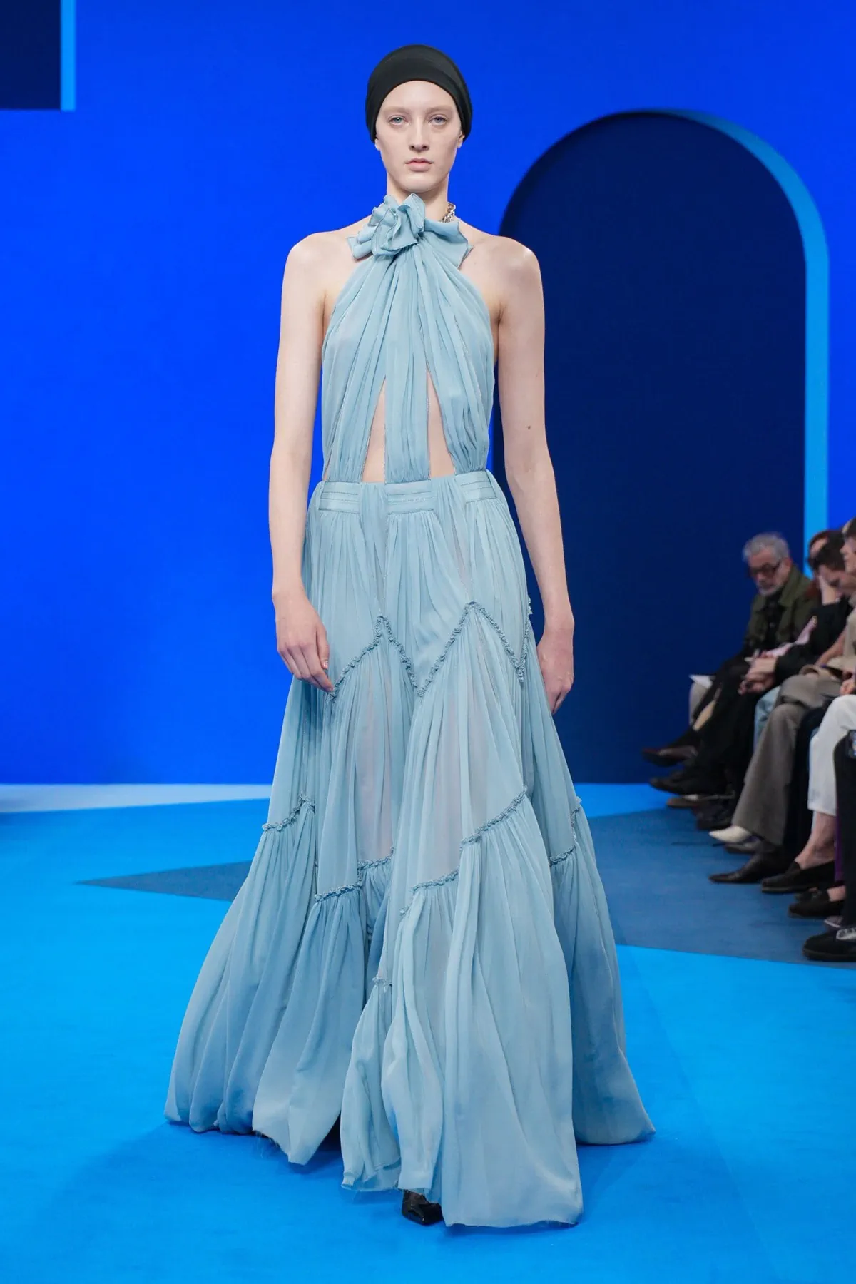 Lanvin Xuân/Hè 2026: Âm hưởng Art Deco giữa lòng Paris Lanvin Xuân/Hè 2026: Âm hưởng Art Deco giữa lòng Paris
