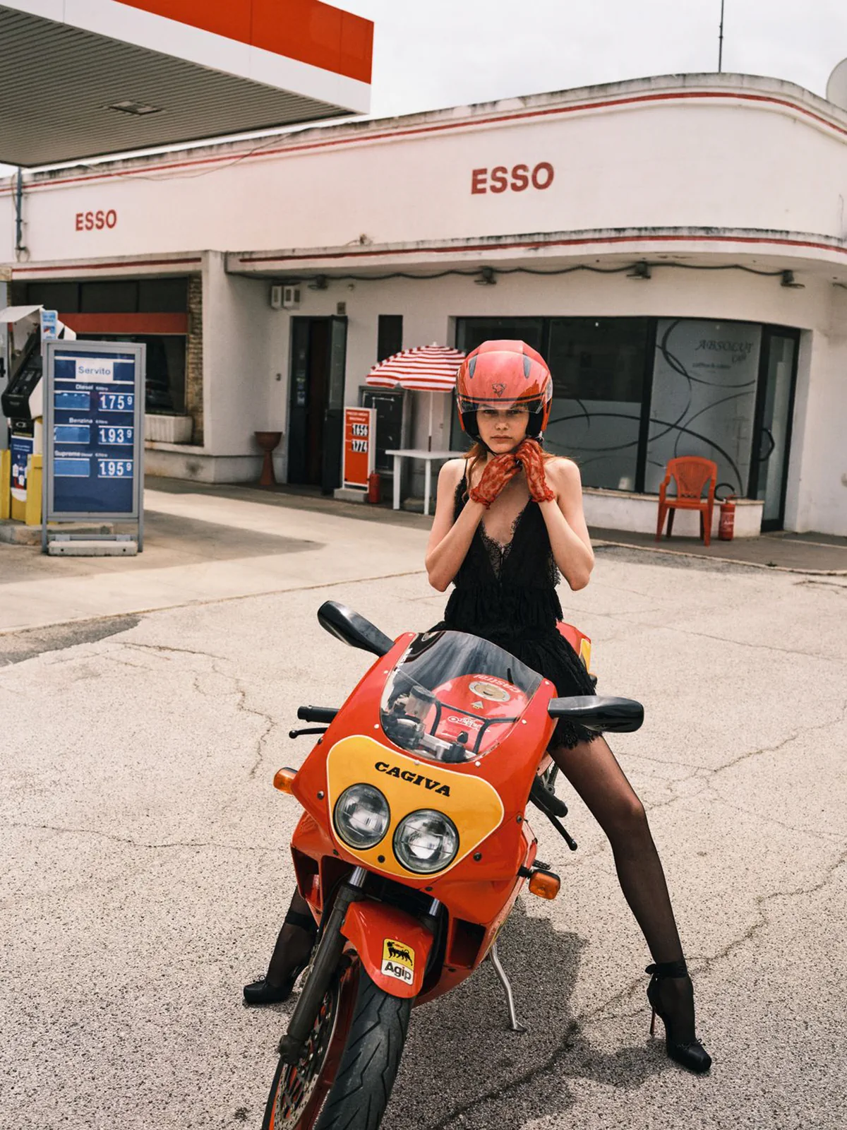 The Sunday Times Style 12/10/2025: Louise Robert chụp bởi Giampaolo Sgura The Sunday Times Style 12/10/2025: Louise Robert chụp bởi Giampaolo Sgura