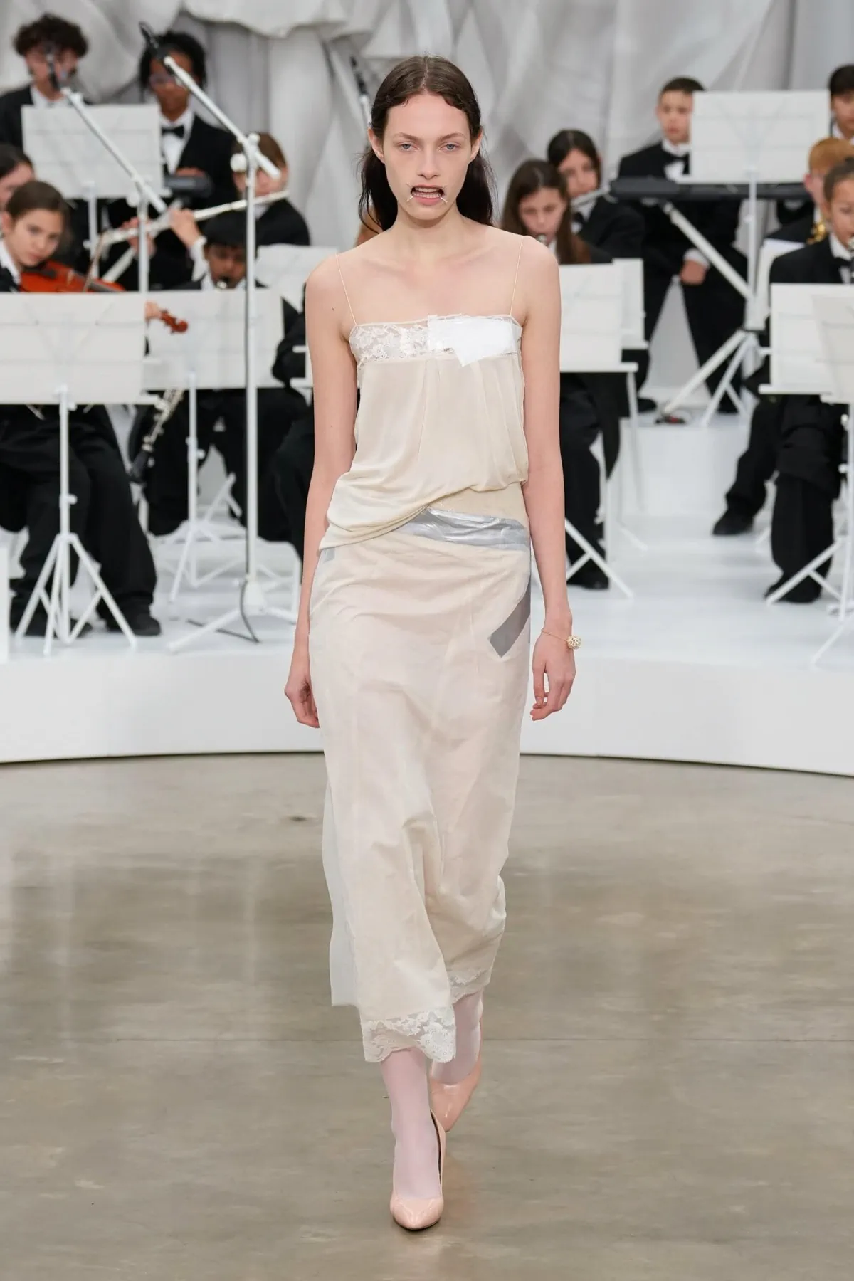 Maison Margiela Xuân/Hè 2026: Kỷ nguyên mới mang tên Glenn Martens Maison Margiela Xuân/Hè 2026: Kỷ nguyên mới mang tên Glenn Martens
