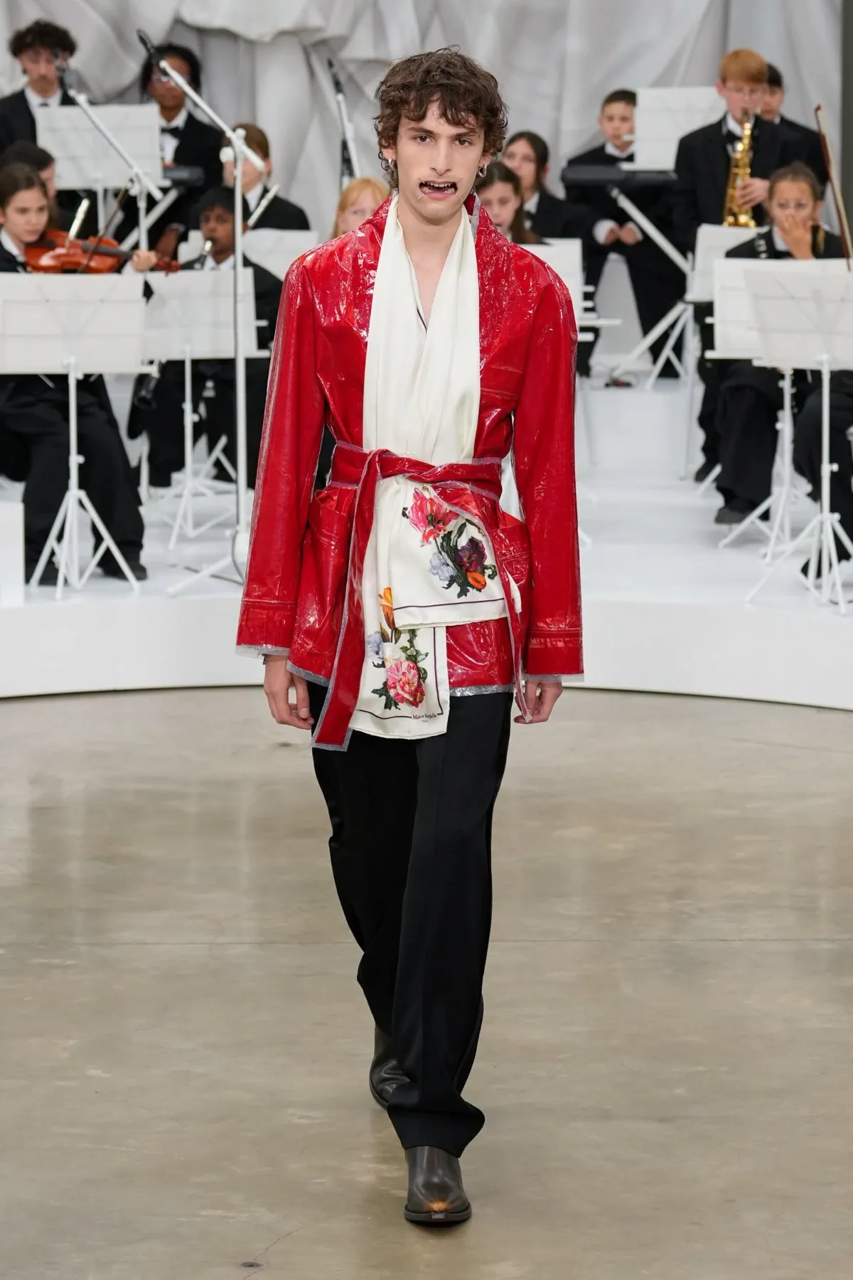 Maison Margiela Xuân/Hè 2026: Kỷ nguyên mới mang tên Glenn Martens Maison Margiela Xuân/Hè 2026: Kỷ nguyên mới mang tên Glenn Martens
