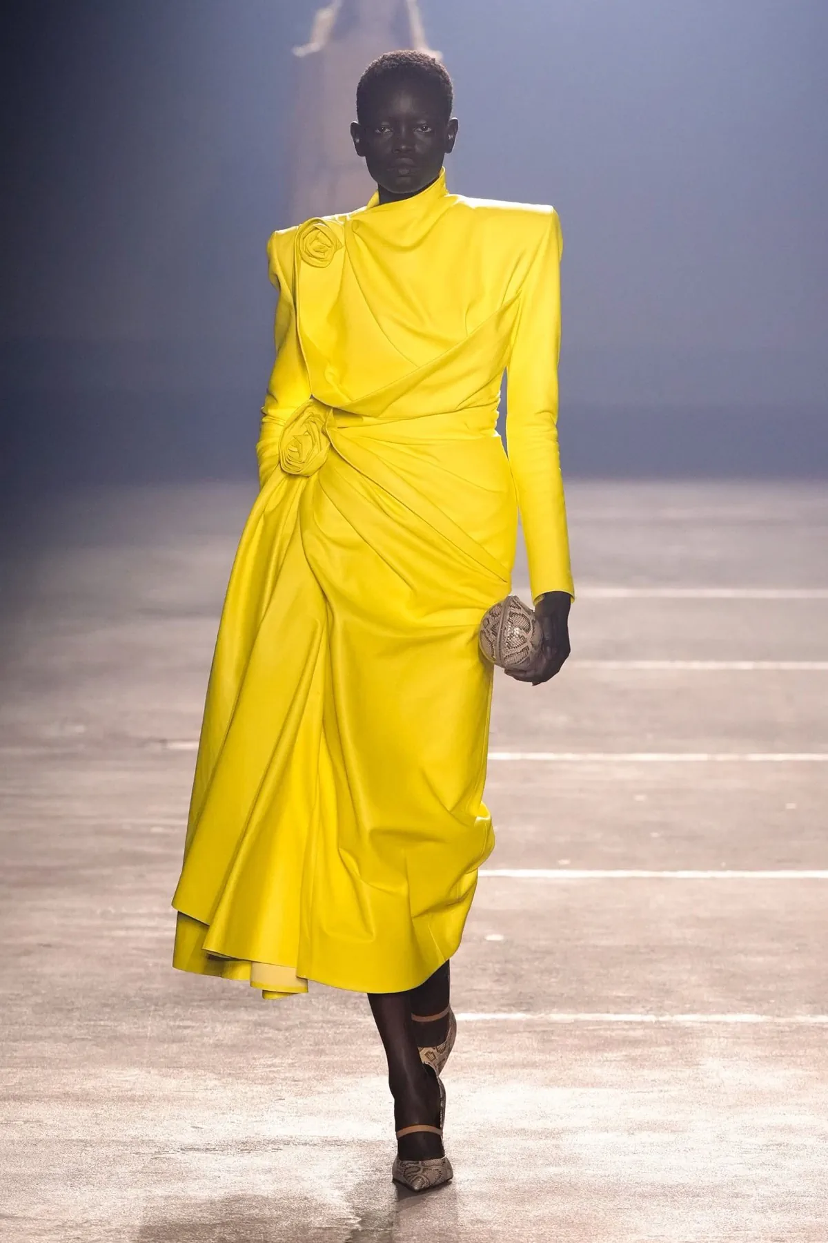 Mugler Xuân/Hè 2026: Màn ra mắt ấn tượng của Miguel Castro Freitas Mugler Xuân/Hè 2026: Màn ra mắt ấn tượng của Miguel Castro Freitas