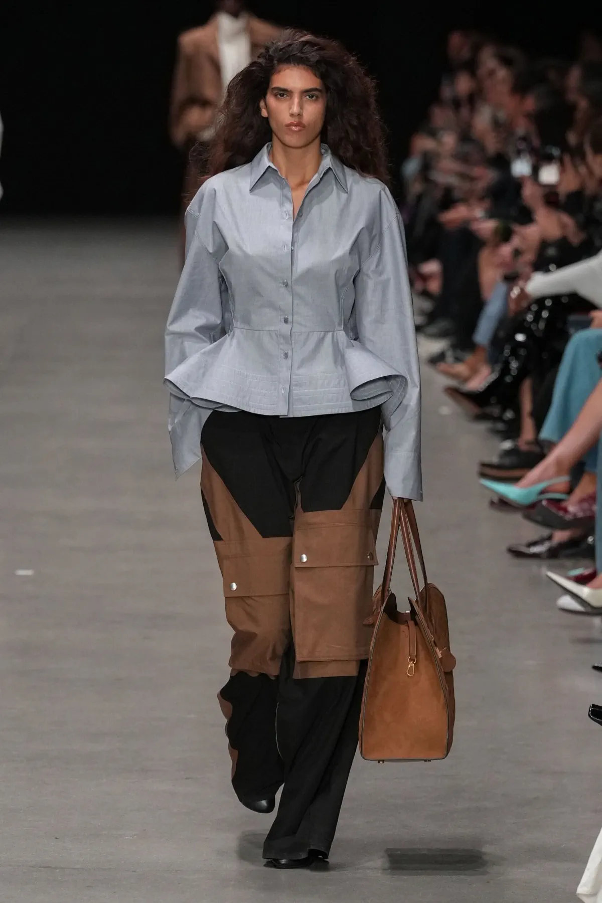 Stella McCartney Xuân/Hè 2026: Duy trì triết lý bền vững Stella McCartney Xuân/Hè 2026: Duy trì triết lý bền vững