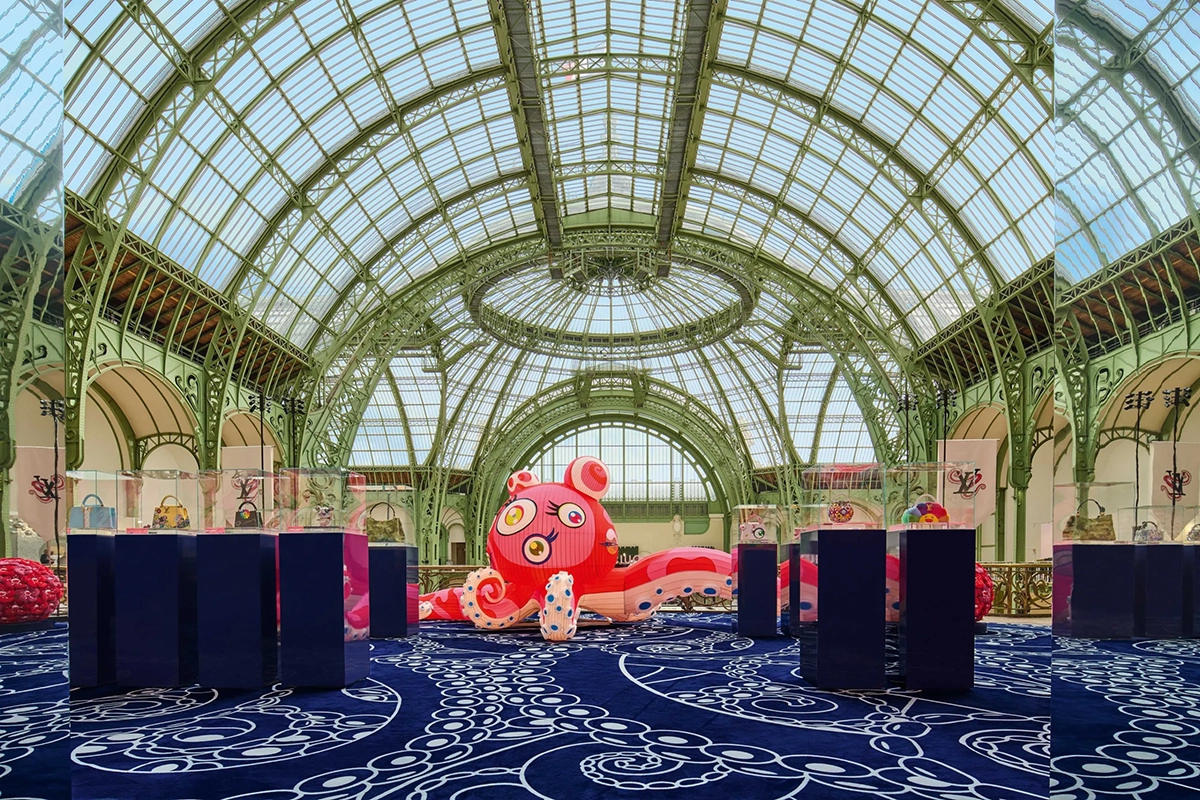 Takashi Murakami làm mới Louis Vuitton Capucines cho Art Basel Paris 2025 Takashi Murakami làm mới Louis Vuitton Capucines cho Art Basel Paris 2025