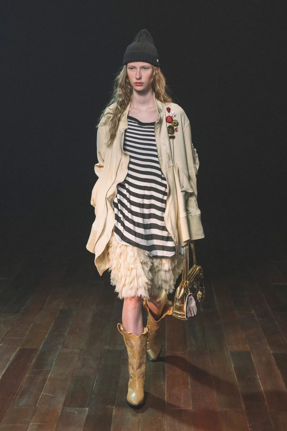 Undercover Xuân/Hè 2026: Vẻ đẹp lệch chuẩn