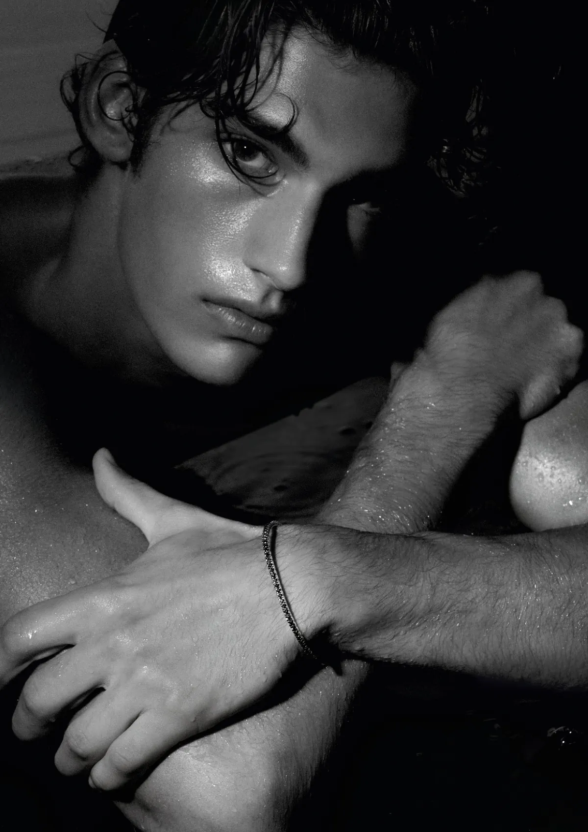 Giorgio Armani ra mắt bộ sưu tập trang sức cao cấp đầu tiên dành cho nam giới