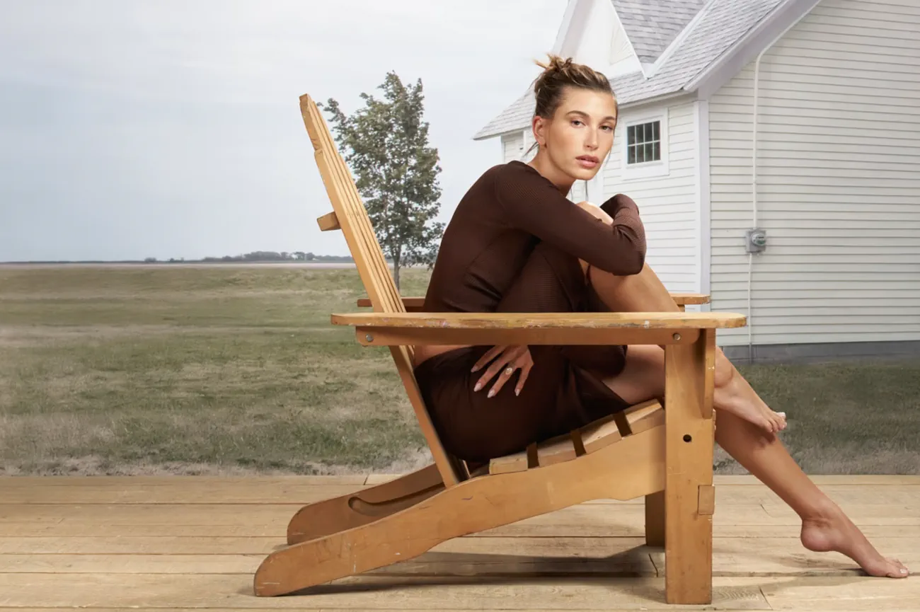 WSJ. Magazine 11/2025: Hailey Bieber chụp bởi Marili Andre