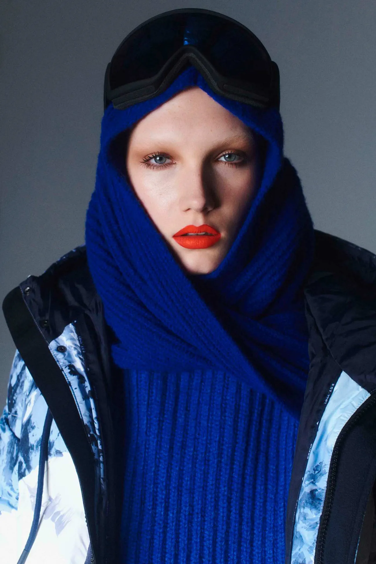 How To Spend It 08/11/2025: Ivy Stewart chụp bởi Felix Cooper