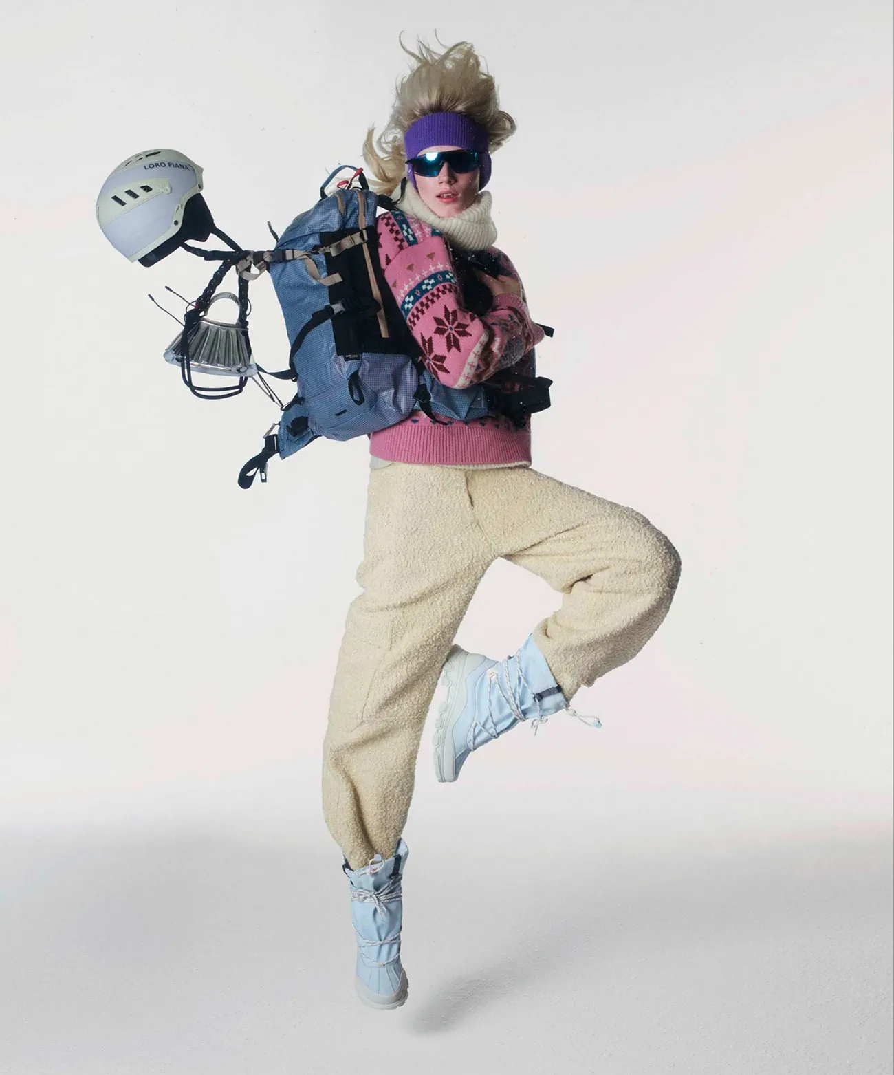 How To Spend It 08/11/2025: Ivy Stewart chụp bởi Felix Cooper