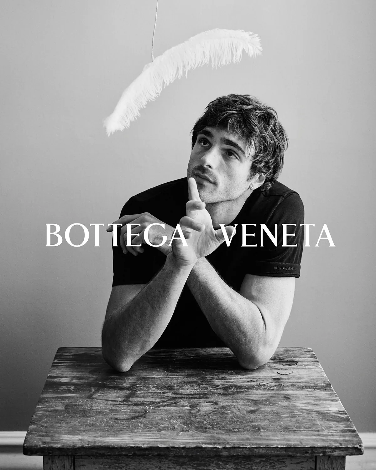 Jacob Elordi bước vào thế giới mộng ảo của Bottega Veneta trong chiến dịch quảng cáo “What are Dreams”