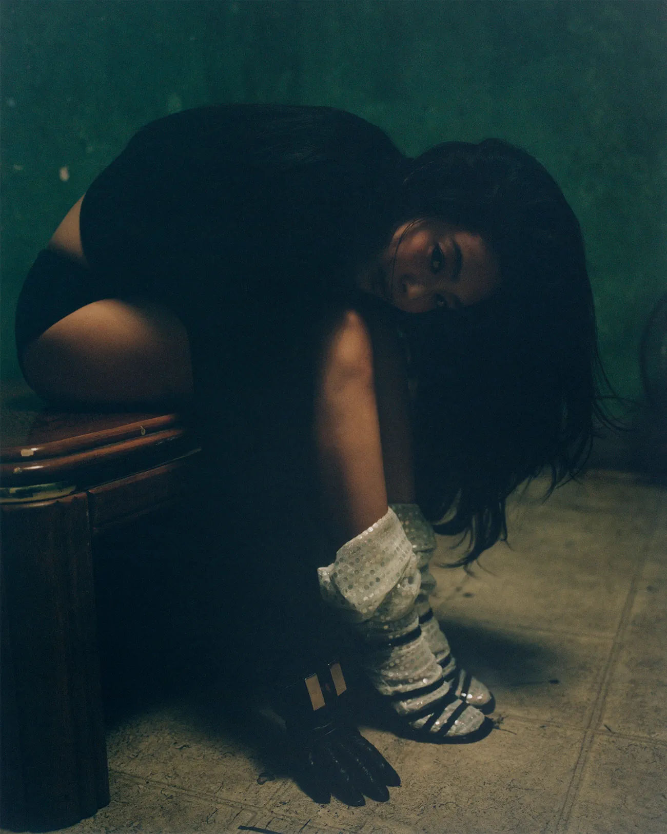 CR Fashion Book Issue 27: Jennie (Blackpink) chụp bởi Renell Medrano