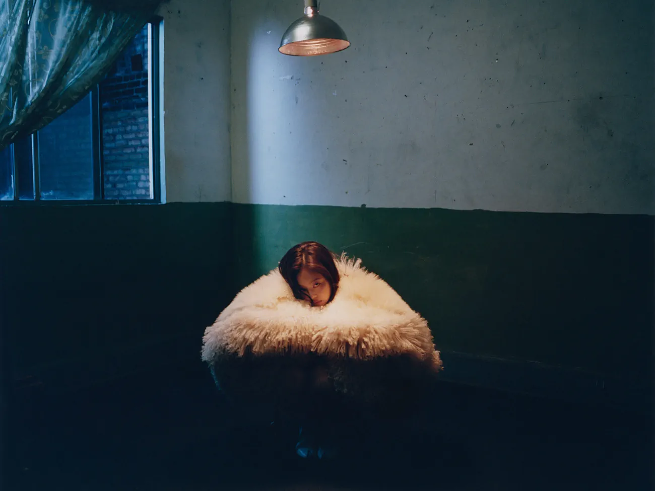 CR Fashion Book Issue 27: Jennie (Blackpink) chụp bởi Renell Medrano